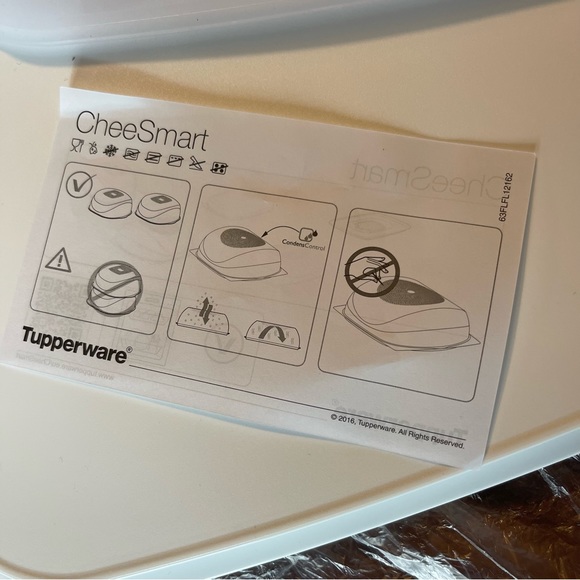 Tupperware CheeSmart Low Rectangular Container - Picture 5 of 9